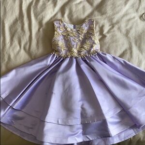 Girls lace/pearl and rhinestone lilac dress